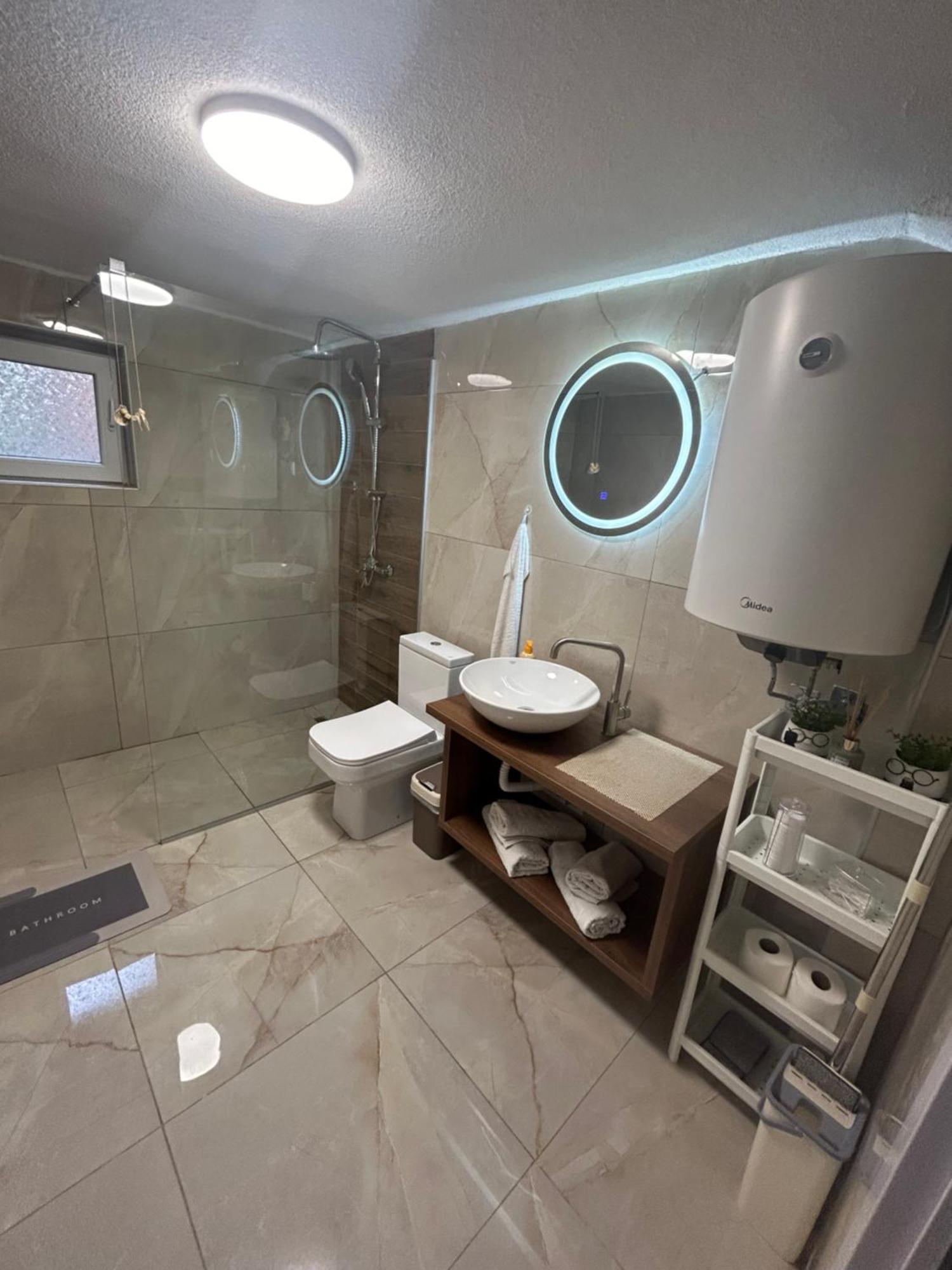 Miles Apartment Ohrid